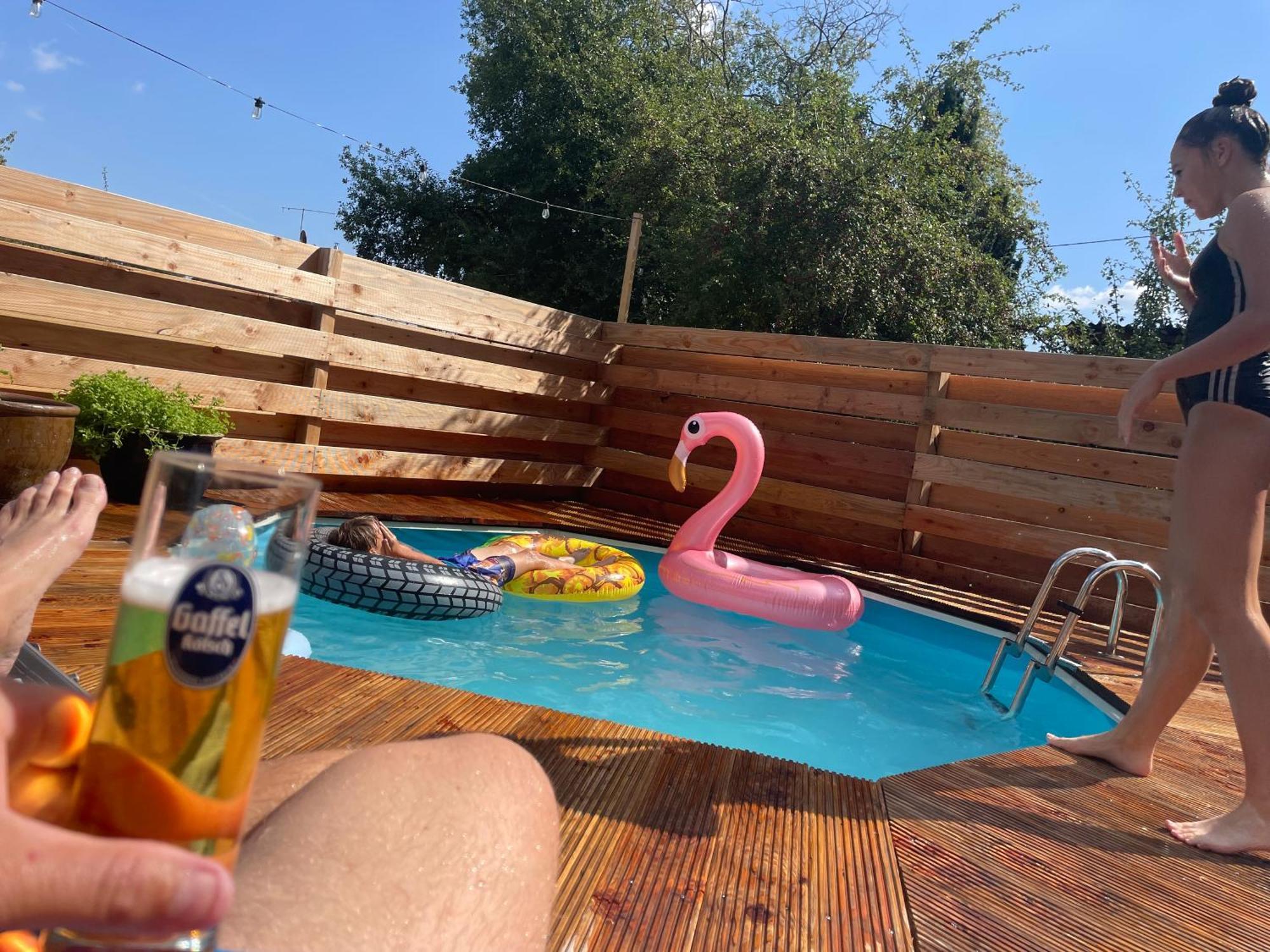 Ferienhaus Backesgarten Fuer 22 Personen Neichen ภายนอก รูปภาพ