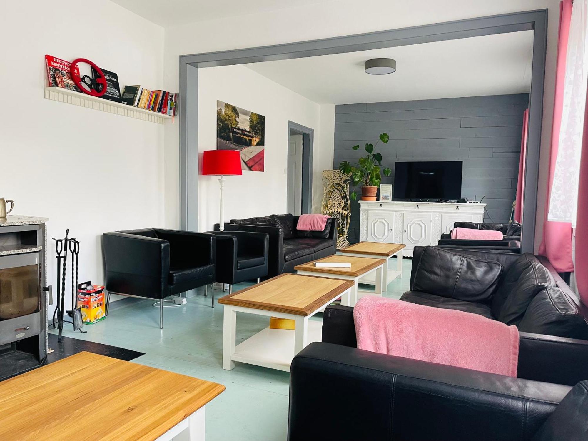 Ferienhaus Backesgarten Fuer 22 Personen Neichen ภายนอก รูปภาพ